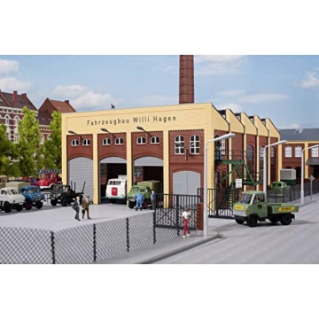Auhagen 11451 H0 Fahrzeugdepot - 1