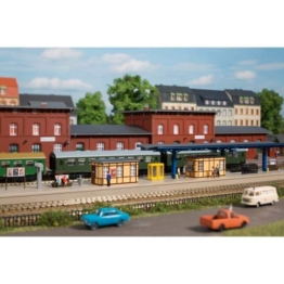 Auhagen 13343 Bahnhofsausstattung - 1