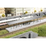 Auhagen 13355 TT Bahnsteig - 1