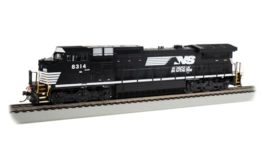Bachmann Züge - Dash 8-40CW - TCS DCC Sound Value-Equipped Lokomotive - Norfolk Southern #8314 (Vollblut) - HO-Skala - 1