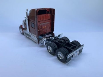 Brekina 85826, International Lonestar, dunkelrot-met., US Truck Modell 1:87 (H0) - 6