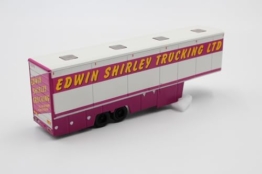 Brekina Kofferauflieger Edwin Shirley Trucking LTD UK aus 85682 1:87 /BRN1066-2 - 1