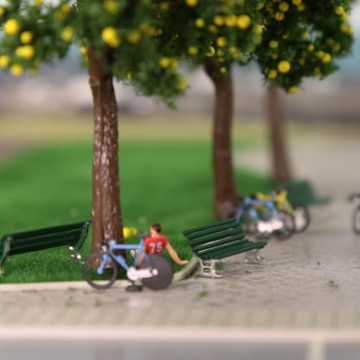 Evemodel 12Stk. Modellbänken im Maßstab 1:87 für Spur H0 Eisenbahn Freizeit Stuhl Bonsai Dekor (A Grün mit Silber) - 6