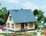 FALLER 130223 - Einfamilienhaus, 13.8 x 8.8 x 18.2 cm - 1