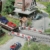 FALLER Beschrankter Bahnübergang Modellbausatz mit 78 Einzelteilen 190 x 160 x 50mm I Modelleisenbahn Zubehör H0 Gebäude I Modelleisenbahn H0 Übergang - 4