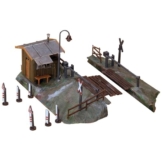 FALLER Feldwegübergang Modellbausatz mit 62 Einzelteilen 130 x 120 x 50 mm I Modelleisenbahn Zubehör H0 Gebäude I Modelleisenbahn H0 Übergang - 1