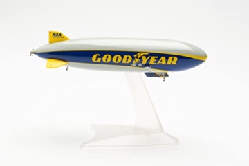 herpa 536332 Goodyear Zeppelin NT “Wingfoot Two” – N2A Modell Flugzeug Modellbau Miniaturmodelle Sammlerstück, Mehrfarbig - 2