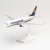 herpa 609395 – Boeing 737-800, Ryanair Passagierflugzeug, Wings, Modell Flugzeug mit Standfuß, Flieger, Modellbau, Miniaturmodelle, Sammlerstück, Kunststoff, Snap Fit - Maßstab 1:200 - 4