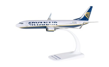 herpa 609395 – Boeing 737-800, Ryanair Passagierflugzeug, Wings, Modell Flugzeug mit Standfuß, Flieger, Modellbau, Miniaturmodelle, Sammlerstück, Kunststoff, Snap Fit - Maßstab 1:200 - 1