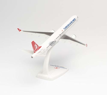 herpa 612210 – Airbus A321neo, Turkish Airlines, Wings, Modell Flugzeug mit Standfuß, Flieger, Modellbau, Miniaturmodelle, Sammlerstück, Kunststoff, Snap Fit - Maßstab 1:200 - 5