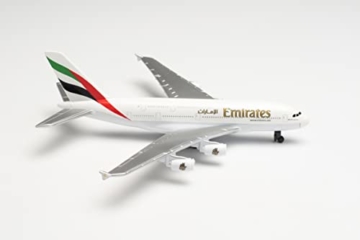 herpa 86RT-9904 – Single Airplane Emirates, Boeing A380, Flugzeug Modell, Flieger, Miniaturmodelle, Kleinmodell, Sammeln, Spielen, Detailgetreu, Metall, Kunststoff, Mehrfarbig - Maßstab 1:500 - 4