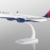 Herpa Modellflugzeug Airbus A330-900neo - Delta Air Lines, Maßstab 1:200 - Snap-Fit, Modellbau Flugzeug, Flugzeugmodell für Sammler und Bastler, Miniatur Deko, Steckmodell mit Standfuß aus Kunststoff - 1