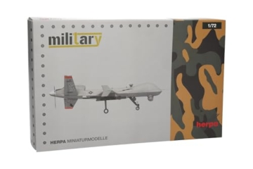 Herpa Modellflugzeug U.S. Air Force MQ-9A Reaper Block 5 - New York Air National Guard, 108th Attack Squadron, Hancock Field, Miniatur im Maßstab 1:72, Sammlerstück, Modell mit Standfuß, Metall - 5