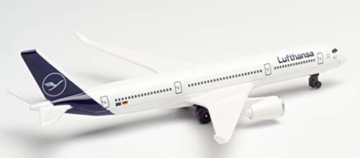 herpa RT4134 86RT-4134 – Airbus A350, Lufthansa Single Airplane, Wings, Modellflugzeug mit Standfuß, Spielzeug Flieger, Modellbau, Miniaturmodelle, Sammlerstück, Metall - Maßstab 1:500 - 5