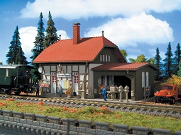 Kibri Modellbausatz H0 Bahnhof Spatzenhausen, Bausatz, Bauwerk, Kind, Kinder, Fantasie-Spieler, Unisex - 1