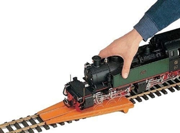 LGB – Aufgleisgerät – L10020, Aufgleishilfe für Spur G Gartenbahn, kinderleichtes Aufgleisen, Zubehör, Spur G - 2