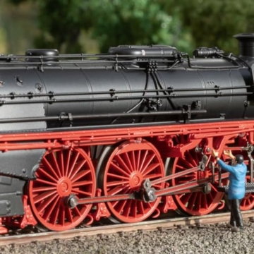 Märklin 38323 H0 Dampflok 18 323 der DB - 6