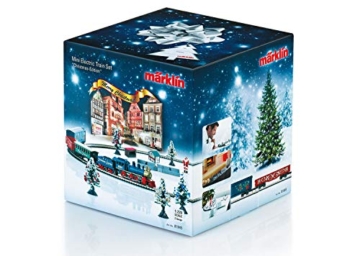 Märklin 81845 - Spur Z Weihnachtsstartpackung mit Dampflok, Wagen und Mini-Weihnachtsmarkt, ab 15 Jahre, Maßstab 1:220 - 1