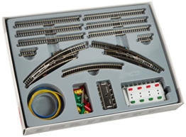 Märklin - 8193 - Spur Z - Starter Set Erweiterung - Gleissystem Erweiterung - Detaillierte Ausführung - Ideal für Modellbahnliebhaber - Maßstab 1:220 - 1