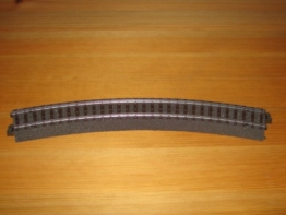 Märklin - ein gebogenes C-Gleis R2 30° HO Spielzeug-Modell-Fahrzeug-Spur Bauset - 1