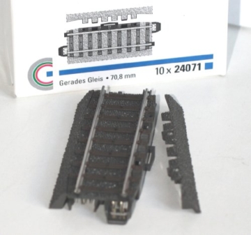 Märklin H0 24071-10 Gleis ger.70,8 mm (10 Stück) - 1
