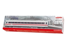 Märklin Start up 41712 H0 Großraumwagen 2. Klasse zum Ice 2 – Personenwagen mit Inneneinrichtung & getönten Fenstern, Länge 26,4 cm, ab 6 Jahren - 1
