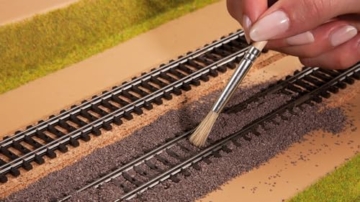 NOCH® Profi-Schotter „Gneis“, rotbrauner Gleisschottre, fein 250 g für Modellbau und kreative Projekte und Deko - 6