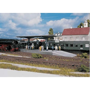 Piko 61821 - Bahnsteig Burgstein, Mehrfach - 1