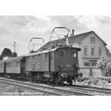 Piko H0 51417 H0 E-Lok E 32 15 der DB - 1