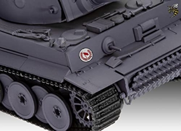 Revell 03508 Tiger World of Tanks Modellbausatz für Einsteiger mit dem Easy-Click-System Farbig - 4
