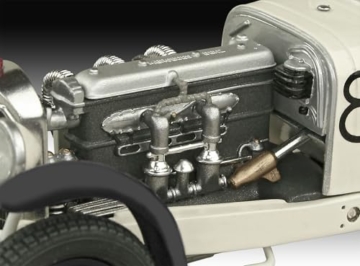 Revell Mercedes-Benz SSKL Leichtbau-Coupé Motor