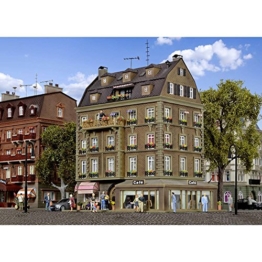 Vollmer 43783 H0 Eingerichtetes Café - 1